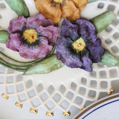 Lot 97 Blue Theme - 18K Gold Penn China