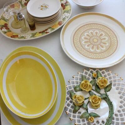 Lot 100 Yellow Theme - 22K Gold Suzan