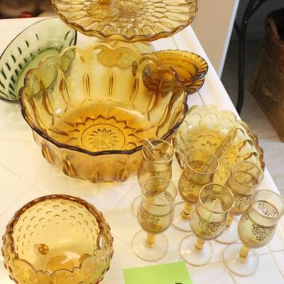 Lot 108 Vintage Amber Glass