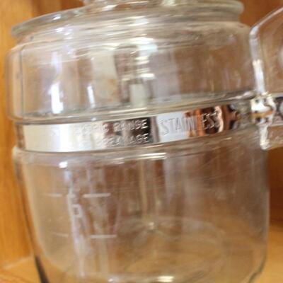 Lot 130 Vintage Pyrex Tea/Coffee Pots
