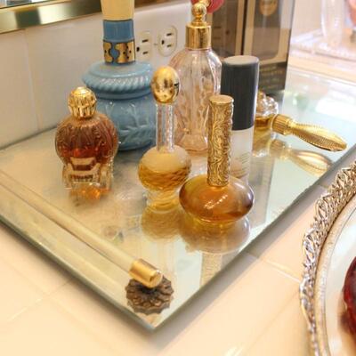 Lot 147 Mirror Vanity Display w/ Perfume Bottles