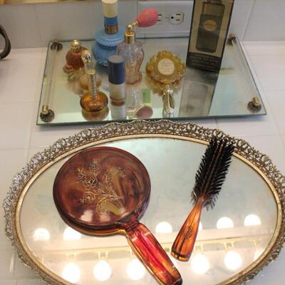 Lot 147 Mirror Vanity Display w/ Perfume Bottles