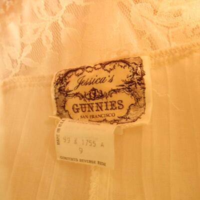 Lot 152 Entire Contents of Women's Vintage Clothing Closet