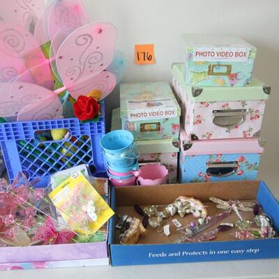 Lot 176 NWT Butterflies & Boxes