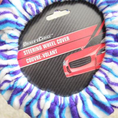 Lot 182 HUGE lot of NWT Steering Wheel Covers, Shades & More