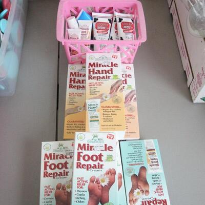 Lot 183 NWT Foot & Hand Cream