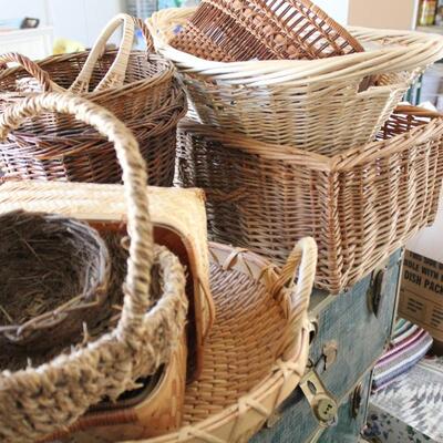 Lot 252 Baskets