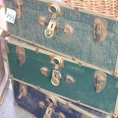 Lot 253 3 Vintage Metal Trunks