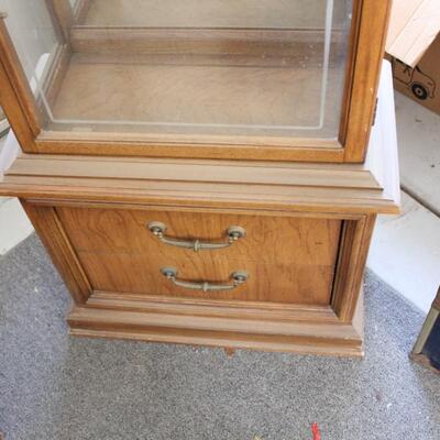 Lot 254 Glass Lighted Display Cabinet - No Shelves - 69x11.5x23.5