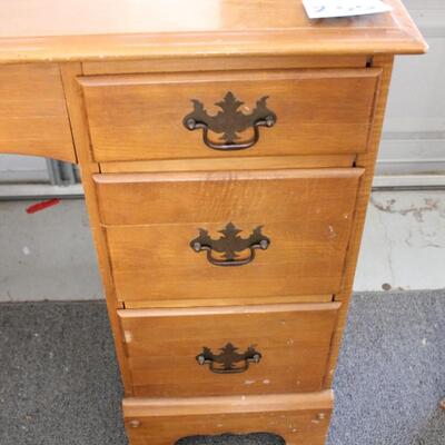 Lot 255 Imperial Desk w/ Mirror - 19x44.5x29.5
