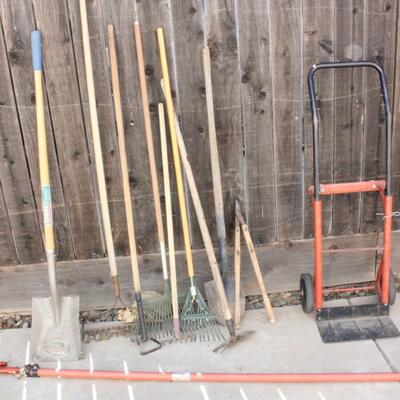Lot 274 Yard Tools