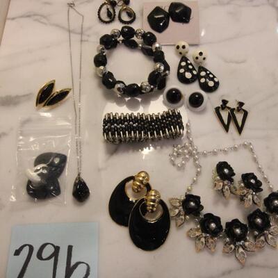 Lot 296 Black and White Jewelry 