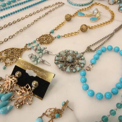 Lot 304 Turquoise Color Jewelry 
