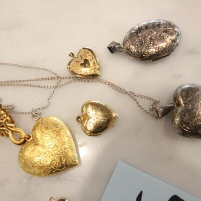 Lot 305 Lockets