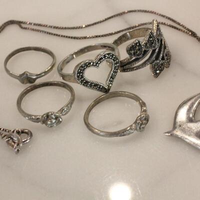 Lot 319 Sterling Silver Jewelry 