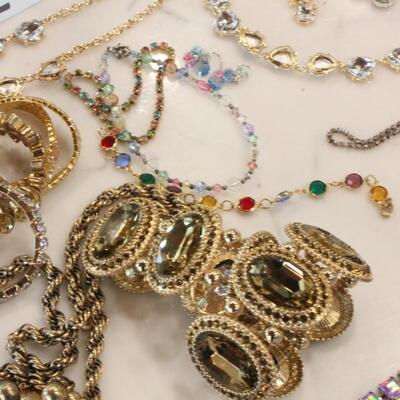 Lot 324 Purple & Gold Theme Jewelry