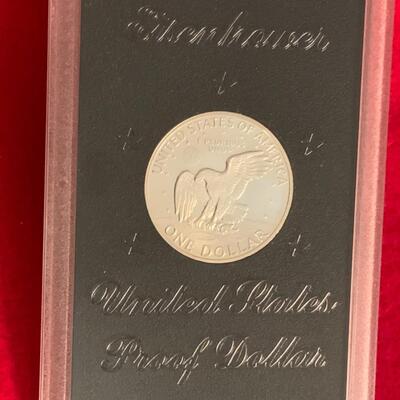 1972 iKE PROOF 40% SILVER DOLLAR IN PROTECTIVE CASE