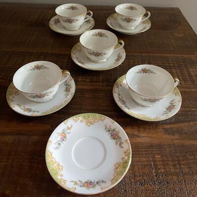 LOT 82 - Tea Cups and Saucers, Imperial China, Vintage Noritake, Japan, 11 pieces