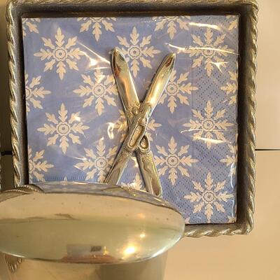 Lot 40: Mariposa Napkin Set, Trinket Dish, and more