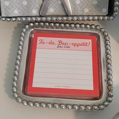 Lot 40: Mariposa Napkin Set, Trinket Dish, and more