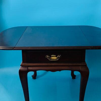 Antique Kling Colonial Ethan Allen Cherry Dropleaf Side Table