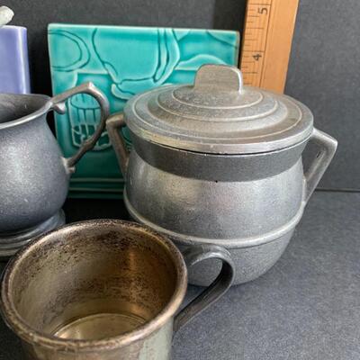 Lot 154:  Wilton Artmetal & Vintage Glazed Tile Trivets
