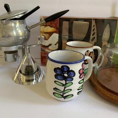 Lot  150: Japan Floral MCM Mugs, Fondu Set, and More 