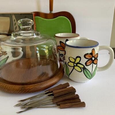 Lot  150: Japan Floral MCM Mugs, Fondu Set, and More 