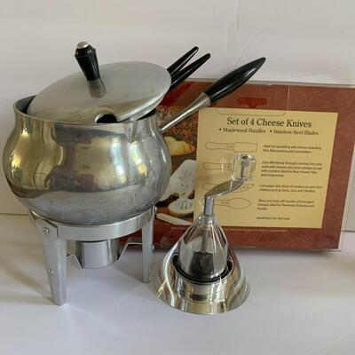 Lot  150: Japan Floral MCM Mugs, Fondu Set, and More 