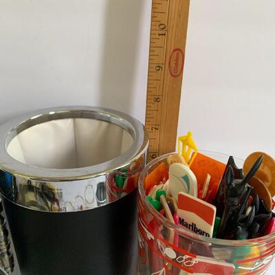 Lot 149 :  Vintage Bar Lot & More