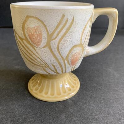 Lot 144: MCM Footed Mugs & Artist Signed Pottery