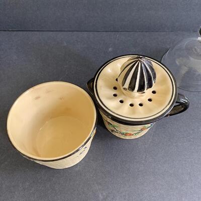 Lot 141: Vintage Majolica Hotta Yu Shoten Cherry Blossom Basket Weave Juicer & Canister 
