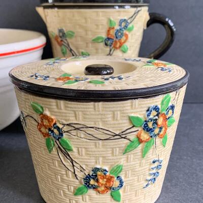 Lot 141: Vintage Majolica Hotta Yu Shoten Cherry Blossom Basket Weave Juicer & Canister 