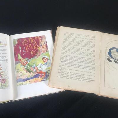 Lot 102: Vintage Children's Books: Dick & Jane, Whitmans & More 