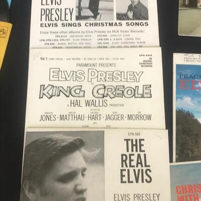 Lot 91: Elvis Collection of 45's in Sleeves