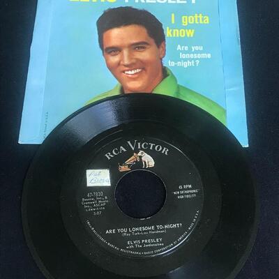 Lot 91: Elvis Collection of 45's in Sleeves