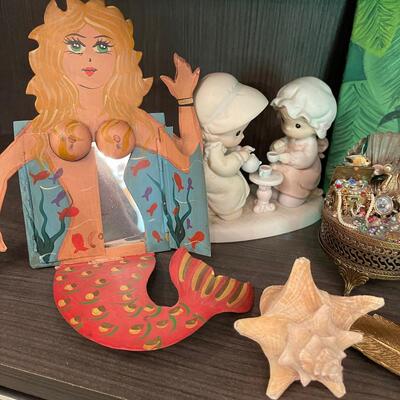 #130 Mermaids, Sea Shells & Fish Collection