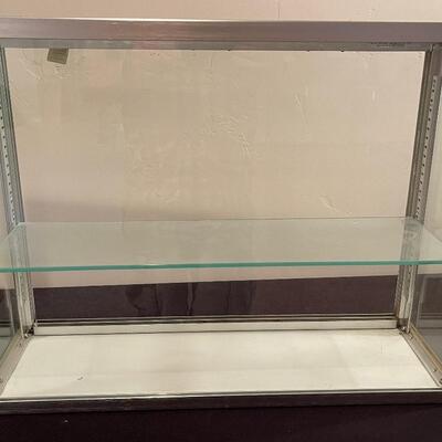 #181 Glass Display Case, Table Top. 