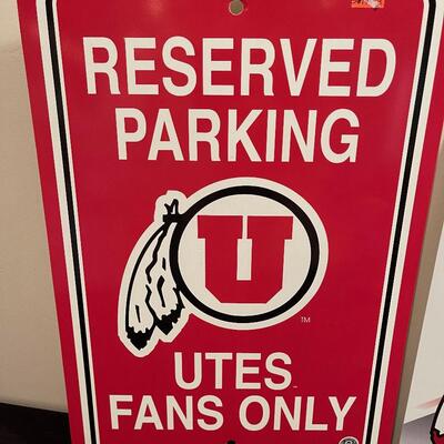#184 Pair of Utes Parking Signs 
