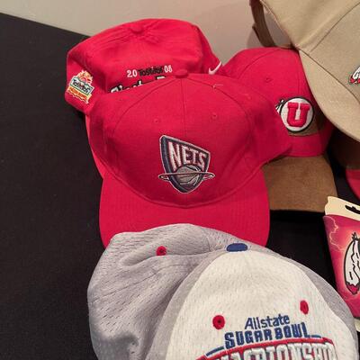 #195 U of U Hats and Shwag !! Large Collection 