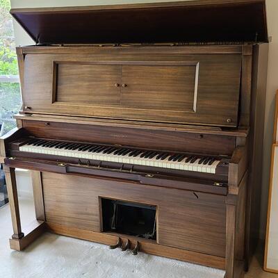 Lot 45: Cunningham Player Piano