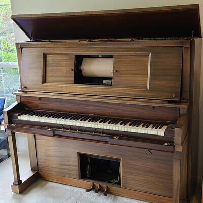 Lot 45: Cunningham Player Piano