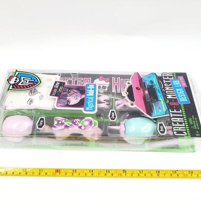 MONSTER HIGH CREATE-A-MONSTER DESIGN LAB ADD ON PACK LOT 2