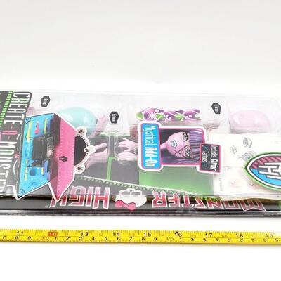 MONSTER HIGH CREATE-A-MONSTER DESIGN LAB ADD ON PACK LOT 2