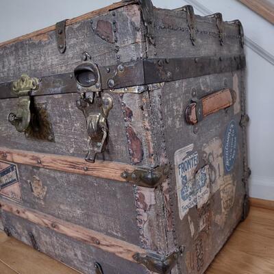Lot 157: M.S.S. No 11 Unique Antique (1897) Trunk (Must See)