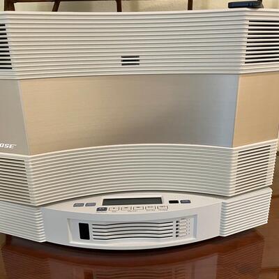 Lot 176  Bose Acoustic Wave Radio System