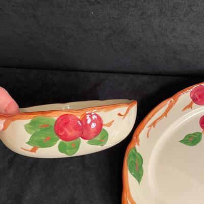 Lot 213  Franciscan Apple Serving Pieces