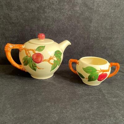 Lot 218  Franciscan Apple Teapot and Sugar Bowl