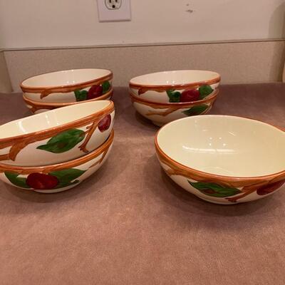 Lot 221  Franciscan Apple Cereal Bowls
