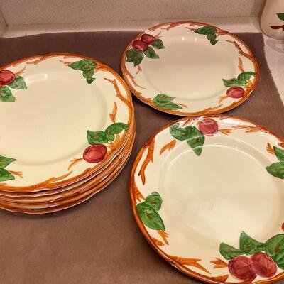 Lot 224  Franciscan Apple Dinner Plates